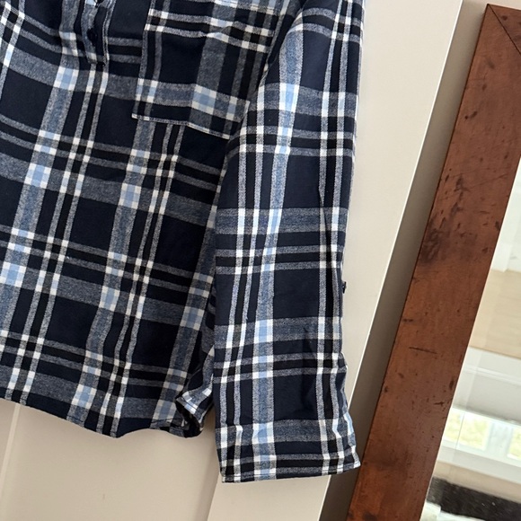 Adrienne Vittadini Women’s Flannel Shirt in Blue and Black - Picture 5 of 6